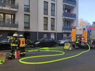 FW-BN: Einsatzreicher Nachmittag und Abend für Feuerwehr und Rettungsdienst