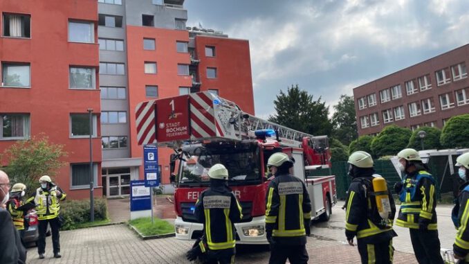 FW-BO: Angebranntes Essen löst Feuerwehreinsatz im Studentenwohnheim aus