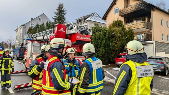 FW-BO: Balkonbrand in Bochum Linden