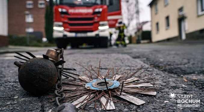 FW-BO: Blitzeinschlag in Bochum Weitmar