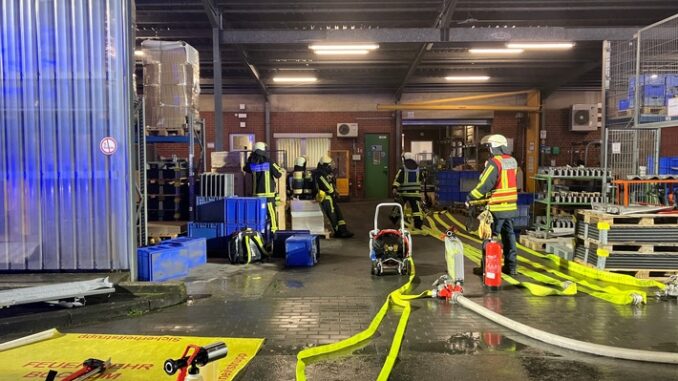 FW-BO: Kabelbrand bei der Firma Doncasters GmbH in Bochum