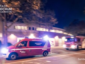 FW-BO: Schulbus sollte auf der Autobahn brennen.