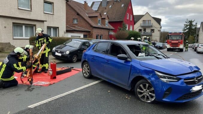 FW-BO: Verkehrsunfall in der Gartenstraße am Sonntagmorgen