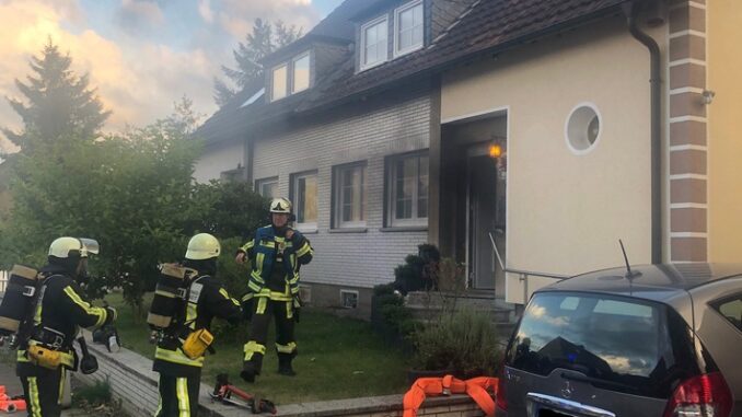 FW-BO: Zimmerbrand in Bochum-Harpen