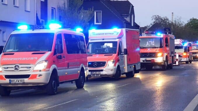 FW-BOT: Mehrere Strumeinsätze im Stadtgebiet Bottrop