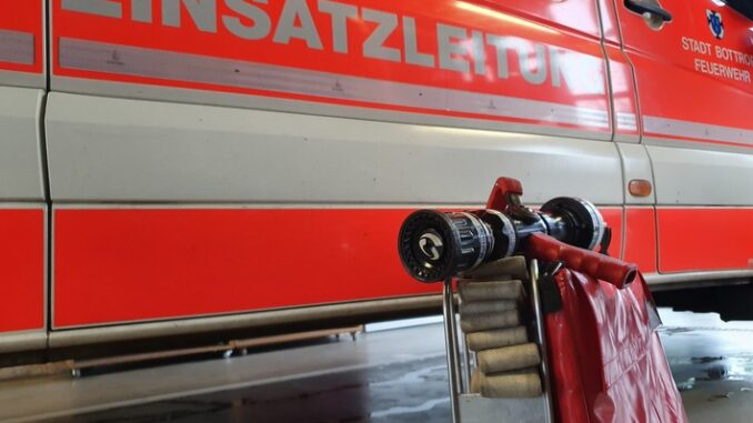 FW-BOT: Wohnungsbrand in Fuhlenbrock - eine leicht verletzte Person