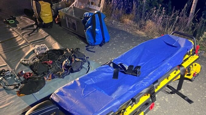 FW Bad Honnef: Ältere Person aus steilem Weinberg gerettet