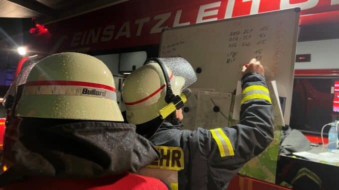 FW Bad Honnef: Fliegerbombe musste entschärft werden, Evakuierung der Bevölkerung