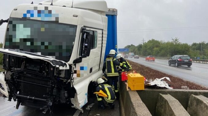 FW Bad Honnef: LKW-Unfall auf der A3