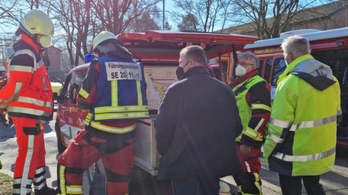 FW Bad Segeberg: LeVo Park Landesunterkunft - vermeintlicher Gasaustritt löste Feuerwehreinsatz aus