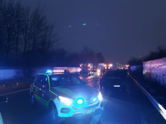 FW Bocholt: Auffahrunfall auf der B 473