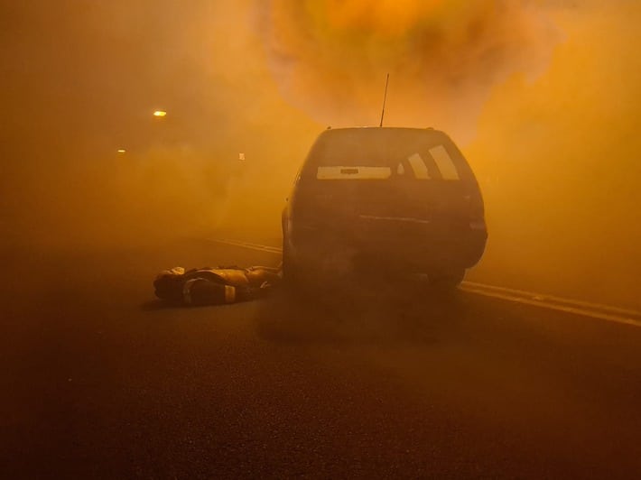 FW Bocholt: Die Feuerwehr Bocholt wurde um 18.49 Uhr zu einem Fahrzeugbrand im Westringtunnel alarmiert. Am Ende stellte sich die Situation als unangekündigte Alarmübung heraus.