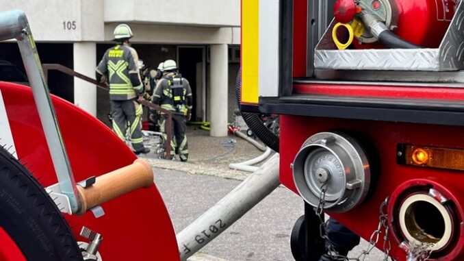 FW Bocholt: Kellerbrand auf der Hochfeldstraße