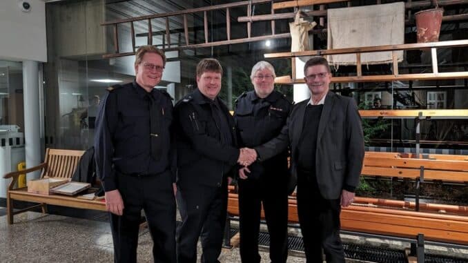 FW Bremerhaven: Freiwillige Feuerwehr Wulsdorf wählt neuen Wehrführer