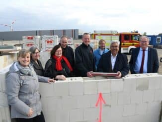 FW Bremerhaven: Grundsteinlegung am Gerätehaus der Freiwilligen Feuerwehr Wulsdorf