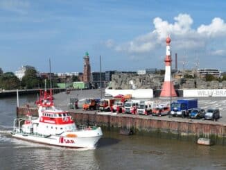 FW Bremerhaven: Seestadtretter gratulieren Seenotretter