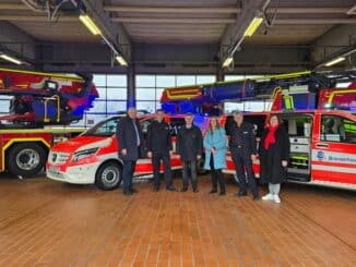 FW Bremerhaven: Vier neue Fahrzeuge für die Feuerwehr Bremerhaven