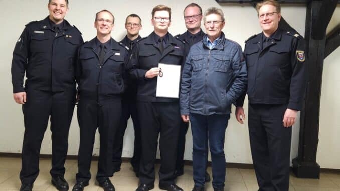 FW Bremerhaven: Wehrführung der Freiwilligen Feuerwehr Weddewarden neu gewählt