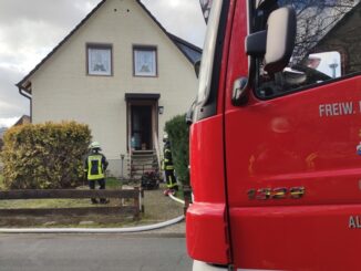 FW Celle: Küchenbrand in Altencelle