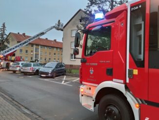 FW Celle: Rauchentwicklung aus Dachbereich