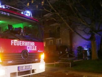 FW Celle: Ruhiger Jahreswechsel für die Feuerwehr Celle - zwei Einsätze in der Nacht