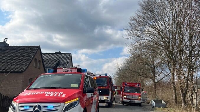 FW Celle: Schuppen in Vollbrand