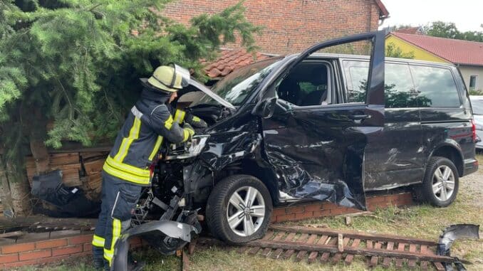 FW Celle: Verkehrsunfall in Groß Hehlen