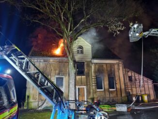 FW-DO: Wohnungsbrand in Dortmund-Derne - eine vermisste Person konnte nur tot aufgefunden werden.