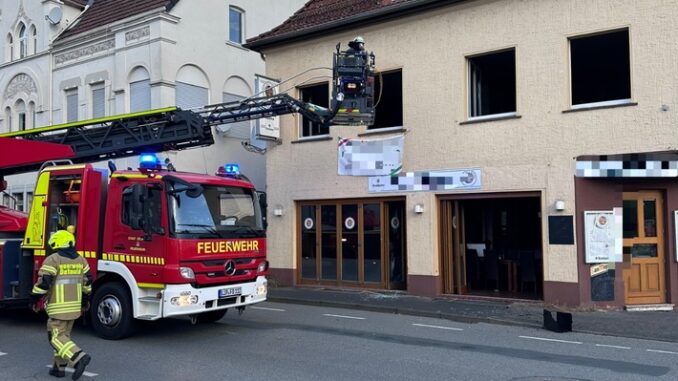 FW-DT: Feuer 3 - Brand in Restaurant