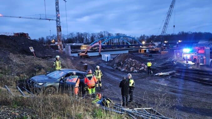 FW Datteln: Internistischer Notfall führt zu Unfall