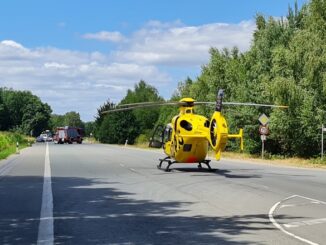 FW Datteln: Person stürzt vom Dach/Rettungshubschrauber in Datteln im Einsatz