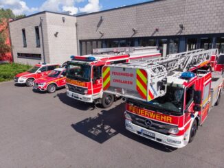 FW Dinslaken: Wohnungsbrand in Dinslaken