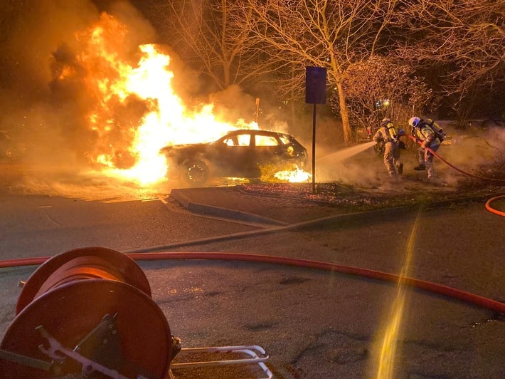 FW Dresden: Bilanz zum Einsatzgeschehen von Feuerwehr und Rettungsdienst der Landeshauptstadt Dresden zum Jahreswechsel 2022/2023