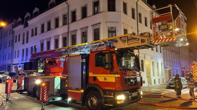 FW Dresden: Brand in einem Restaurant