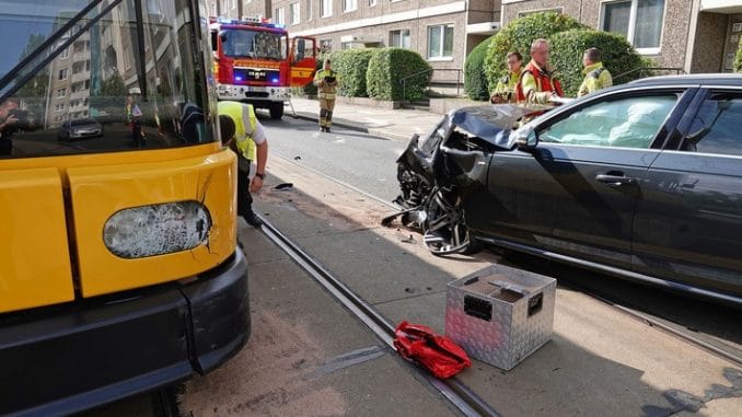 FW Dresden: Informationen zum Einsatzgeschehen der Feuerwehr Dresden vom 10. - 12. Juni 2022