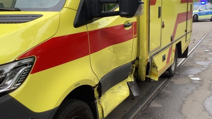 FW Dresden: Informationen zum Einsatzgeschehen der Feuerwehr Dresden vom 9. Juni 2022