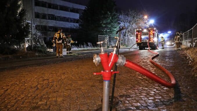 FW Dresden: Informationen zum Einsatzgeschehen von Feuerwehr und Rettungsdienst in der Landeshauptstadt Dresden vom 3. Februar 2024