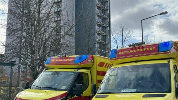 FW Dresden: Update zum Brand im Hochhaus: Zwei Personen verstorben