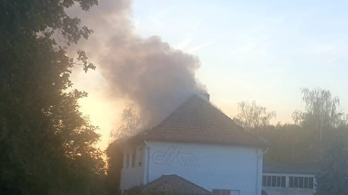 FW Düren: Erneuter Brand an der Hovener Straße