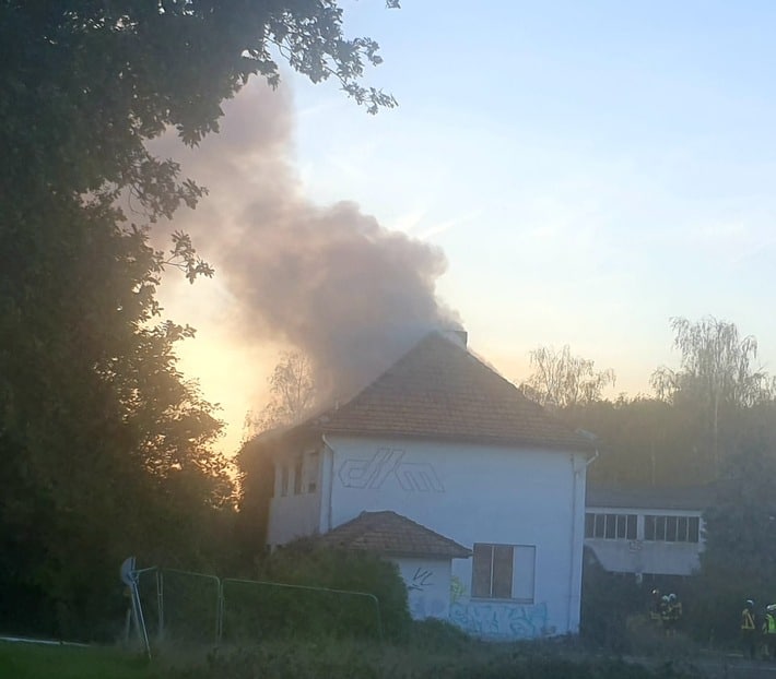 FW Düren: Erneuter Brand an der Hovener Straße