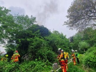 FW Düren: Kellerbrand in unbewohntem Gebäude