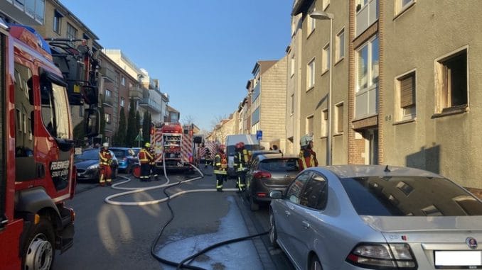 FW Düren: +++Küchenbrand konnte schnell gelöscht werden +++