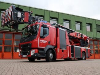 FW Düren: Neues Hubrettungsgerät für die Feuerwehr der Stadt Düren