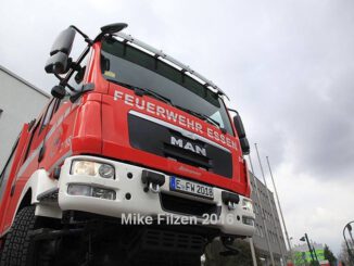 FW-E: Vier zum Teil Schwerverletzte nach Verkehrsunfall mit zwei Pkw