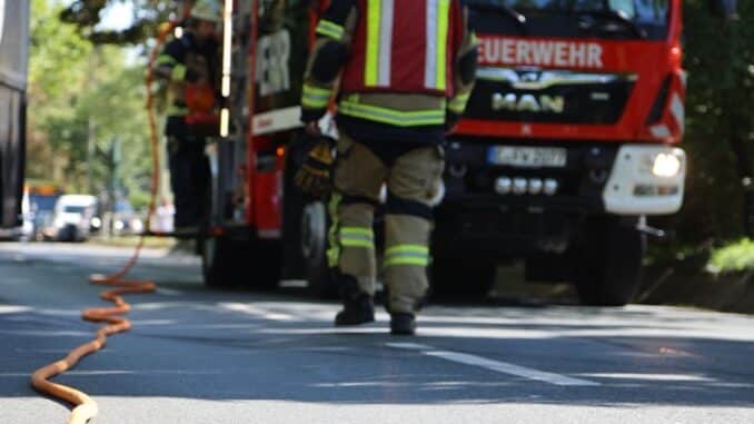 FW-E: Wasserrohrbruch überflutet Tiefgarage - 7 Millionen Liter Wasser abgepumpt