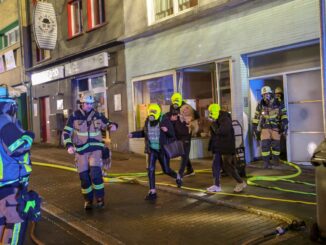 FW-E: Wohnungsbrand im Stadtkern - Rettung in letzter Sekunde