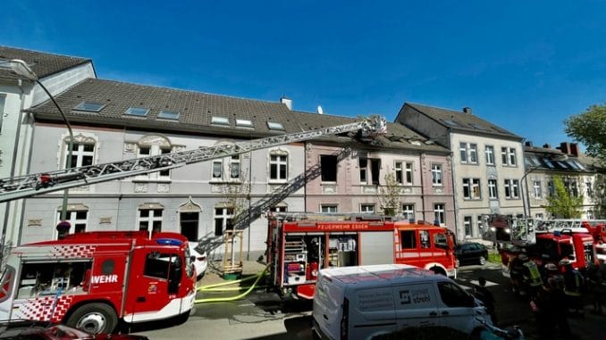 FW-E: Wohnungsbrand in Essen-Kray, Mieter unverletzt