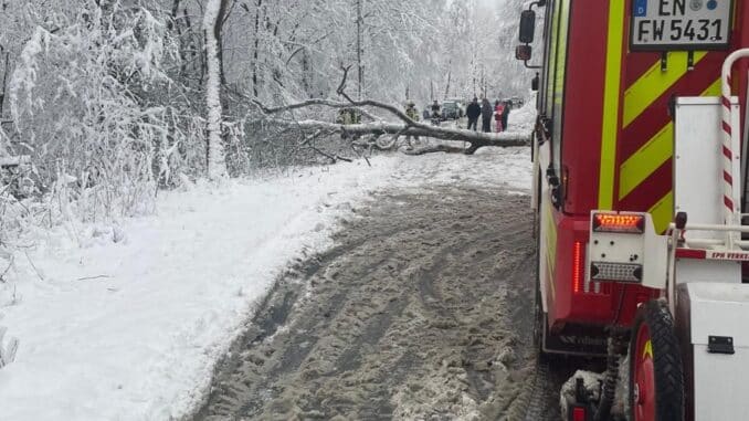 FW-EN: 16 Wetterbedingte Einsätze im Stadtgebiet Gevelsberg