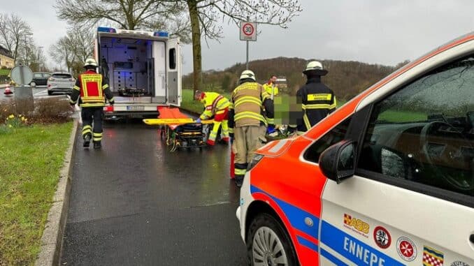 FW-EN: ABC-Einsatz auf Versandhof der Schillerstraße - Zwei Verkehrsunfälle kurz hintereinander - Einsatzmarathon am Freitagnachmittag