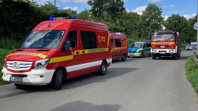 FW-EN: Bootsunfall - Feuerwehr und DLRG im Einsatz